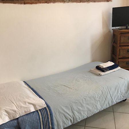 New Maria'S House Livorno. Il Cisternone Apartment ภายนอก รูปภาพ