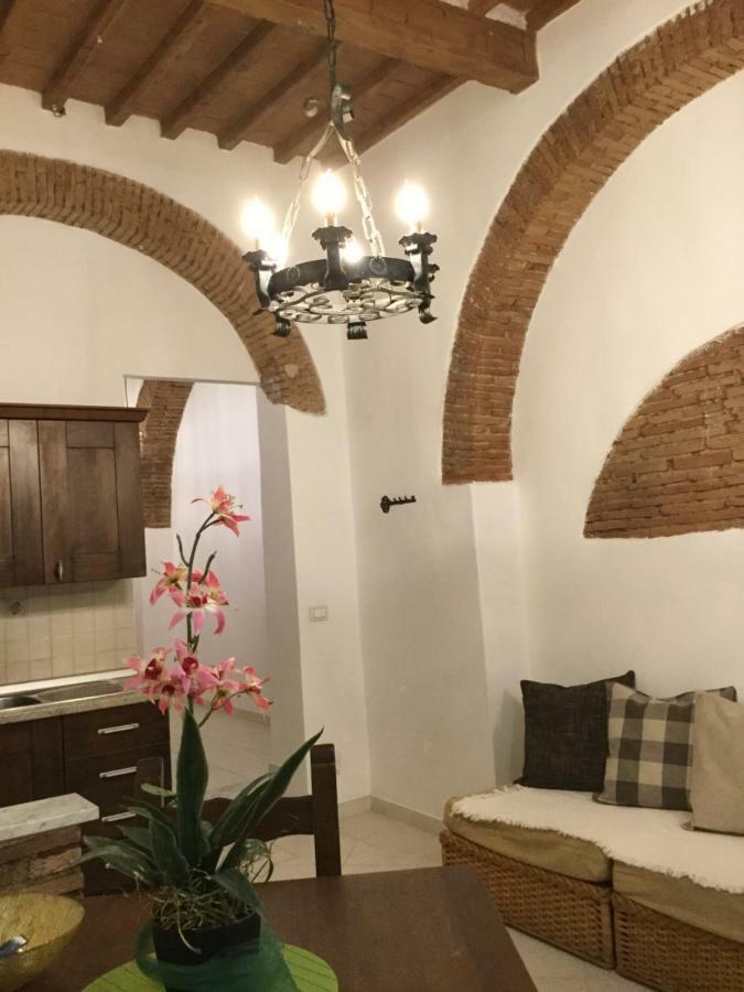 New Maria'S House Livorno. Il Cisternone Apartment ภายนอก รูปภาพ