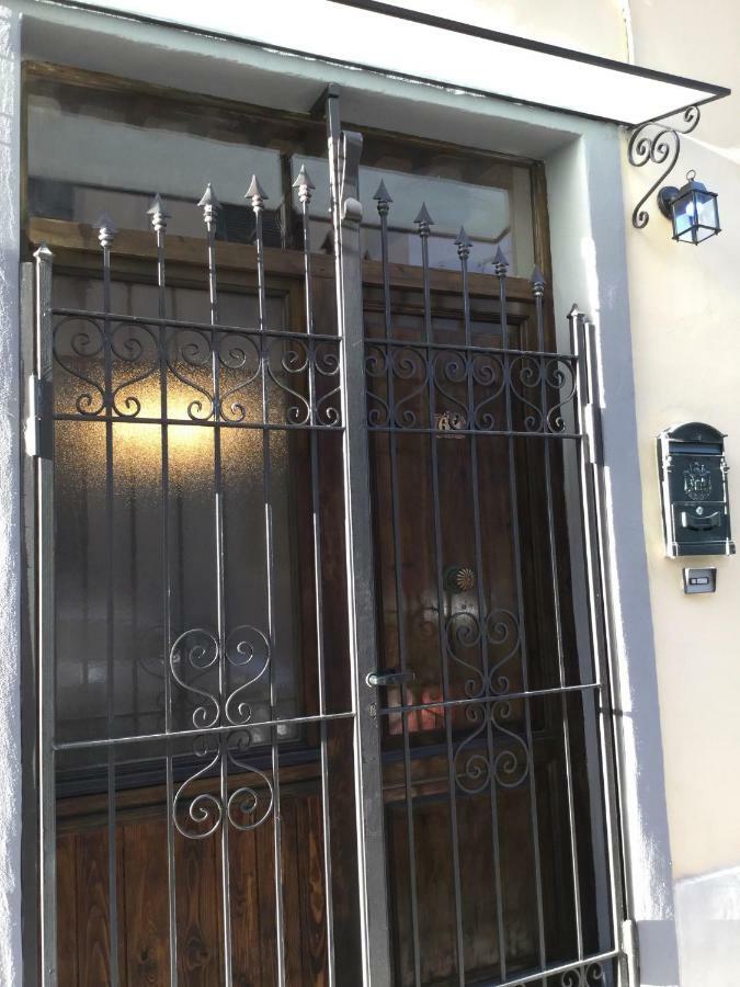New Maria'S House Livorno. Il Cisternone Apartment ภายนอก รูปภาพ