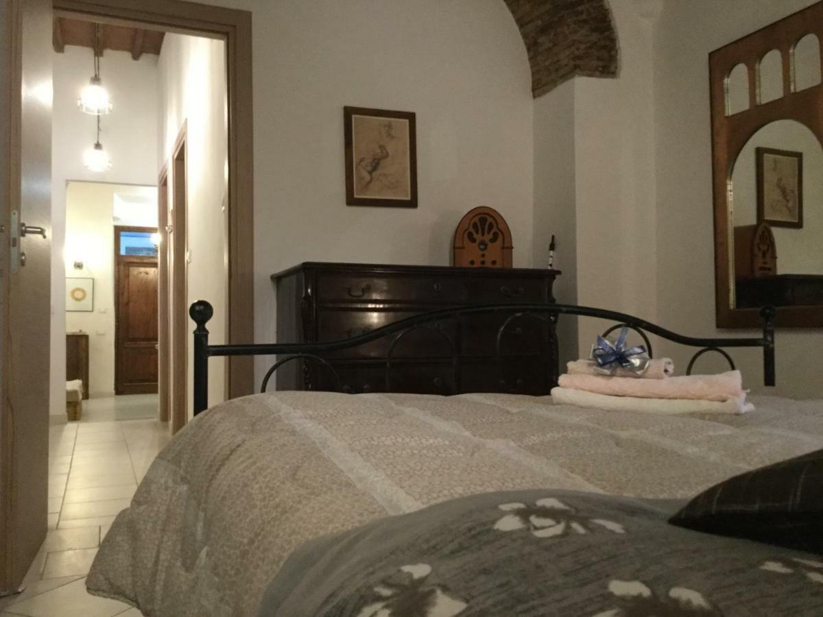 New Maria'S House Livorno. Il Cisternone Apartment ภายนอก รูปภาพ
