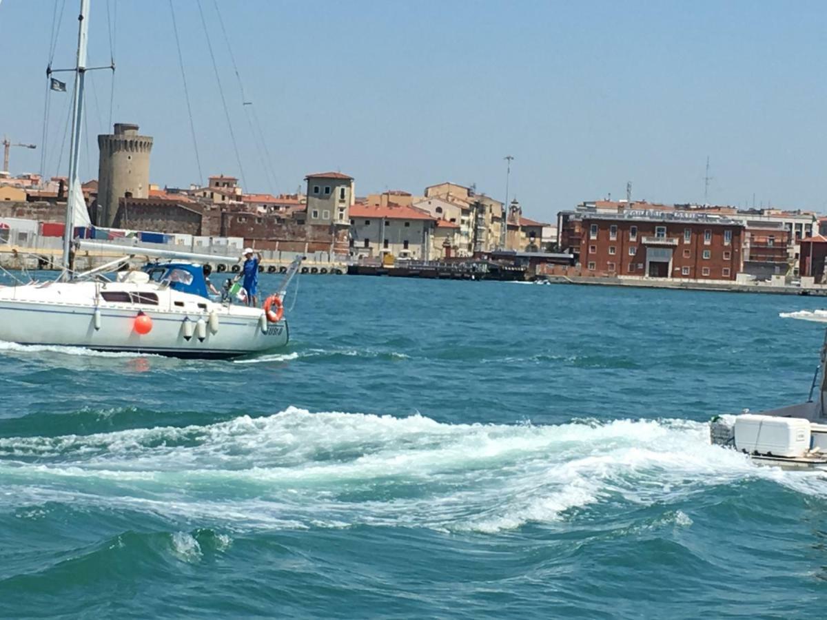 New Maria'S House Livorno. Il Cisternone Apartment ภายนอก รูปภาพ