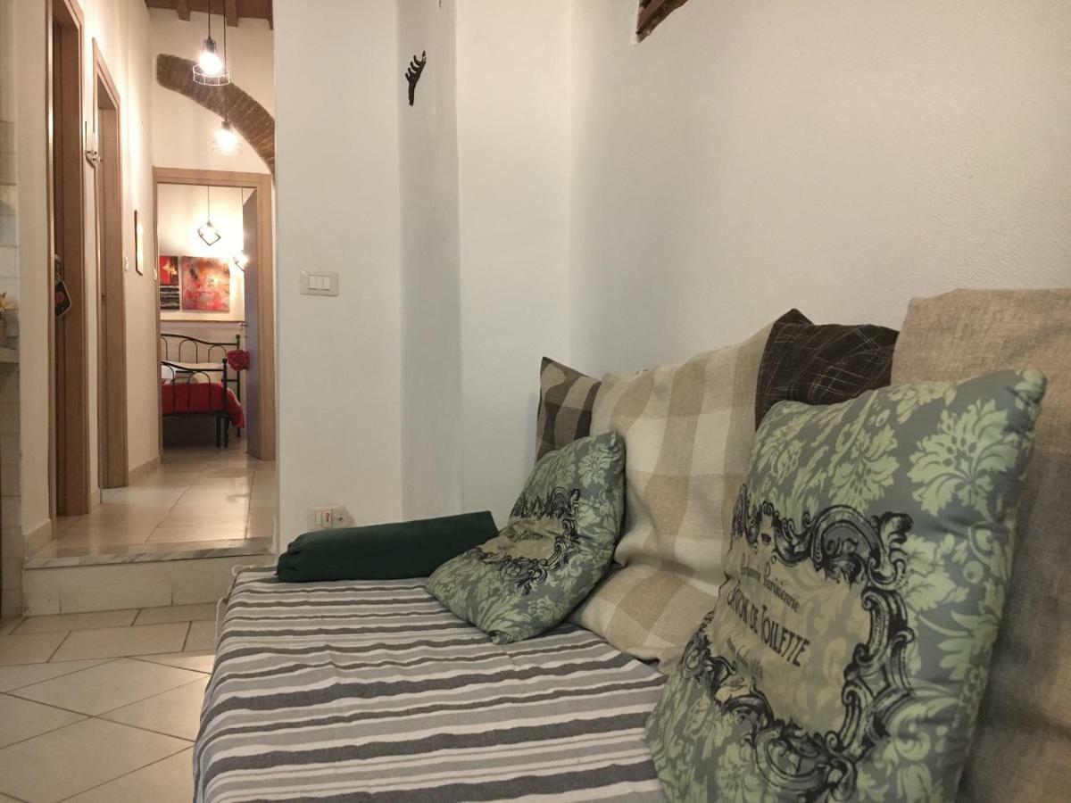 New Maria'S House Livorno. Il Cisternone Apartment ภายนอก รูปภาพ
